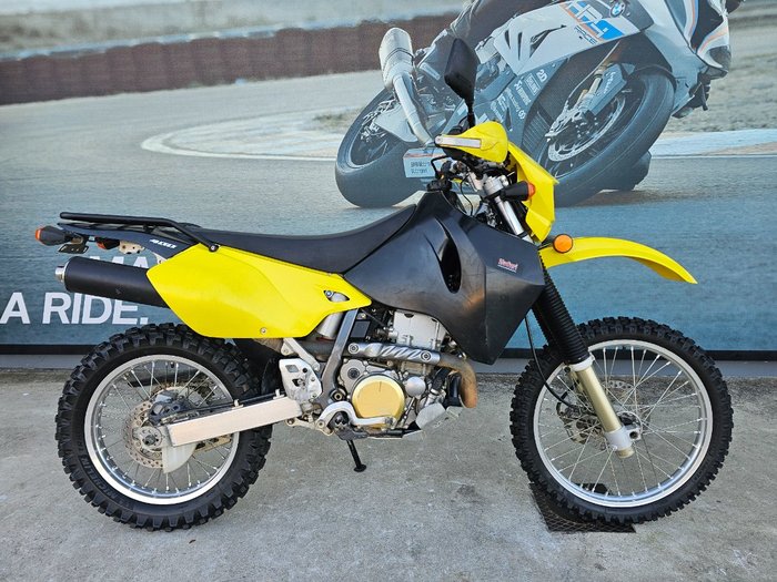 2017 Suzuki DR-Z400E Yellow