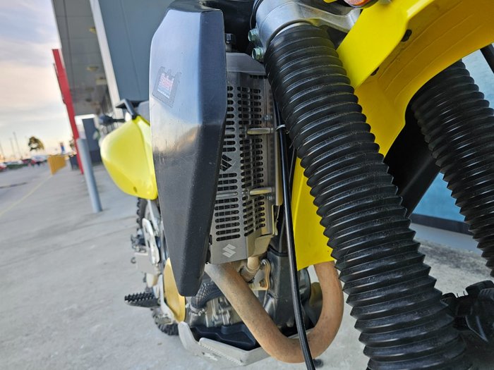 2017 Suzuki DR-Z400E Yellow