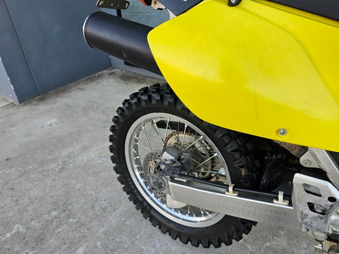 2017 Suzuki DR-Z400E Yellow