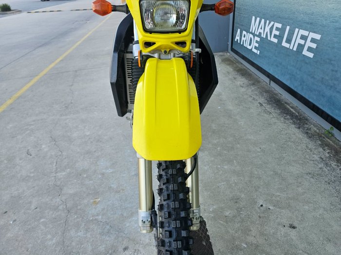 2017 Suzuki DR-Z400E Yellow