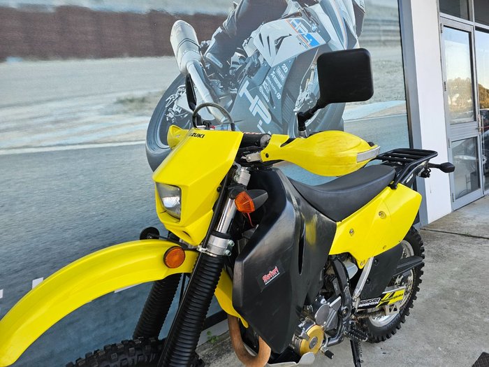 2017 Suzuki DR-Z400E Yellow