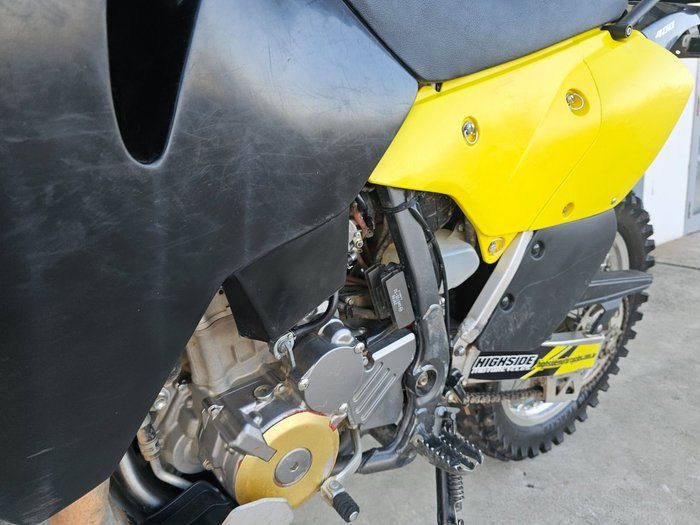 2017 Suzuki DR-Z400E Yellow