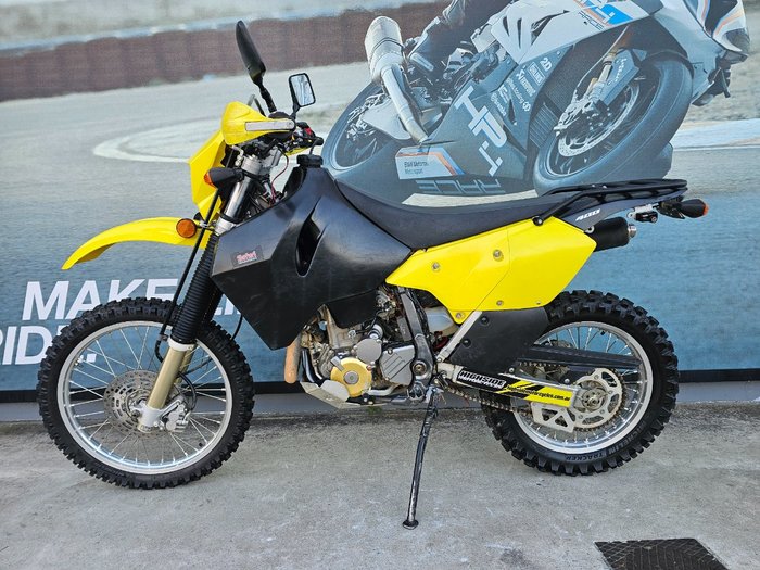 2017 Suzuki DR-Z400E Yellow