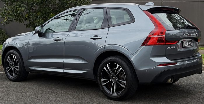 2020 Volvo XC60 D4 Momentum