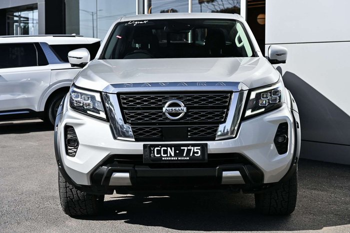 2022 Nissan Navara ST-X