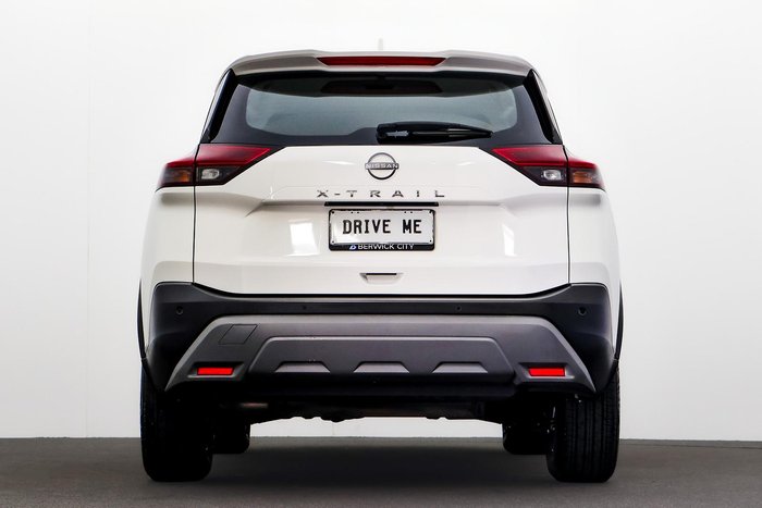 2025 Nissan X-TRAIL ST