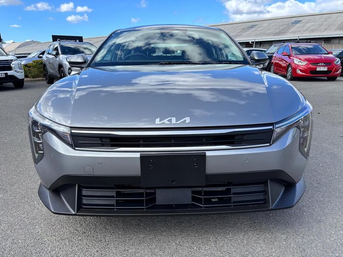 2025 Kia K4 Sport