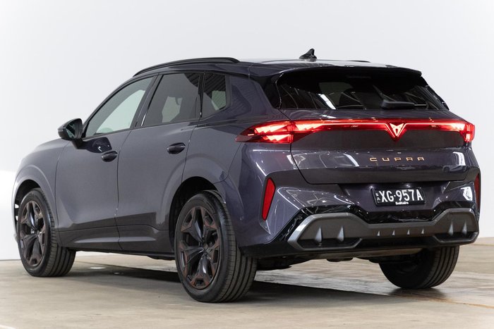 2025 CUPRA Terramar V