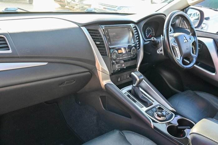 2018 Mitsubishi Pajero Sport GLS