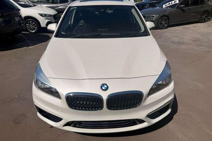 2015 BMW 2 Series 218i Sport Line
