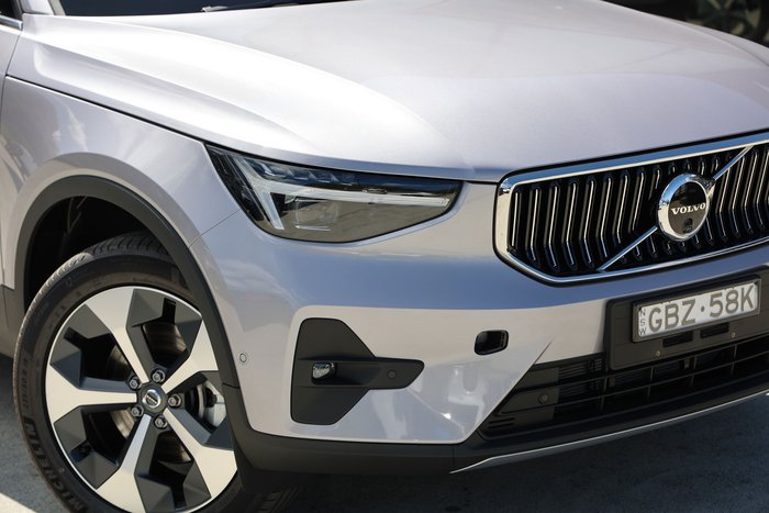 2026 Volvo XC40 Ultra B4 Bright