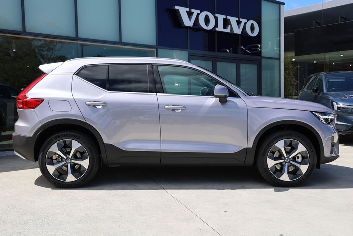 2026 Volvo XC40 Ultra B4 Bright