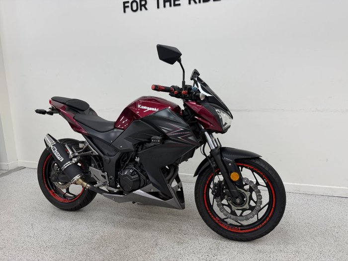 2016 Kawasaki Z300 ABS Red