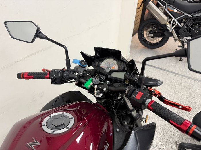 2016 Kawasaki Z300 ABS Red