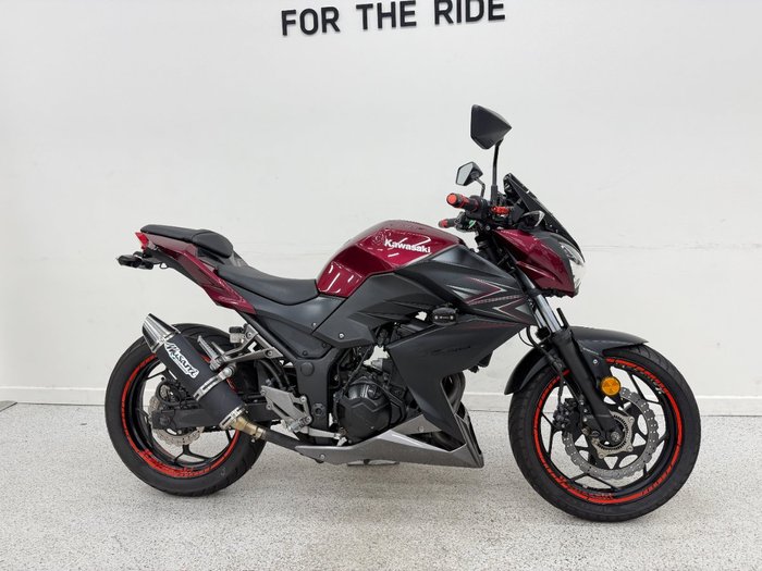 2016 Kawasaki Z300 ABS Red