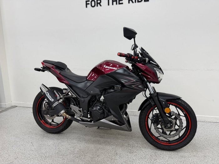 2016 Kawasaki Z300 ABS Red