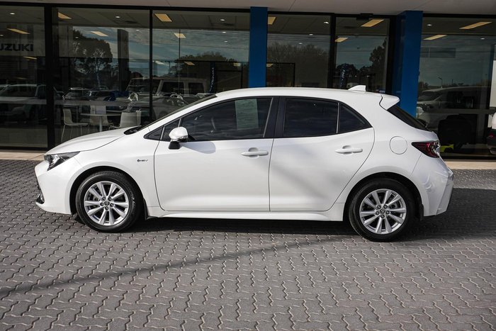 2025 Toyota Corolla SX Hybrid
