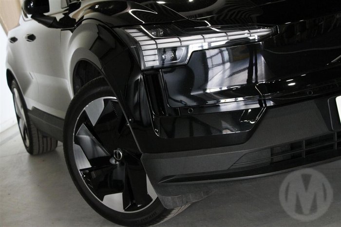 2024 Volvo EX30 Single Motor Extended Range Ultra