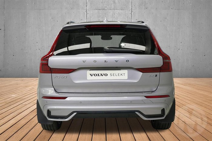 2025 Volvo XC60 Ultra B5 Dark