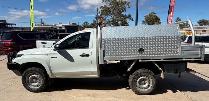 2019 Mitsubishi Triton GLX