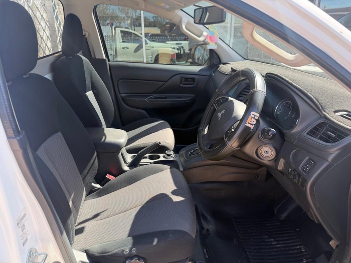 2019 Mitsubishi Triton GLX