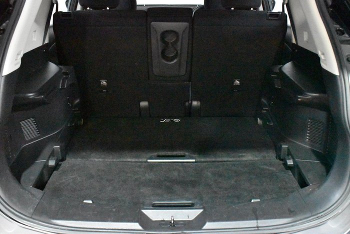2016 Nissan X-TRAIL ST