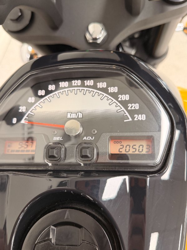 2013 Suzuki VZR 1800 BOULEVARD (M109R) Black