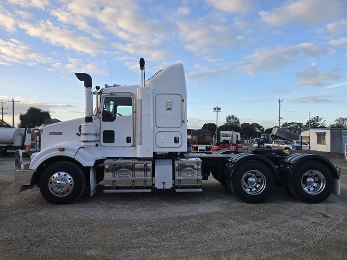 2014 Kenworth T400 Series