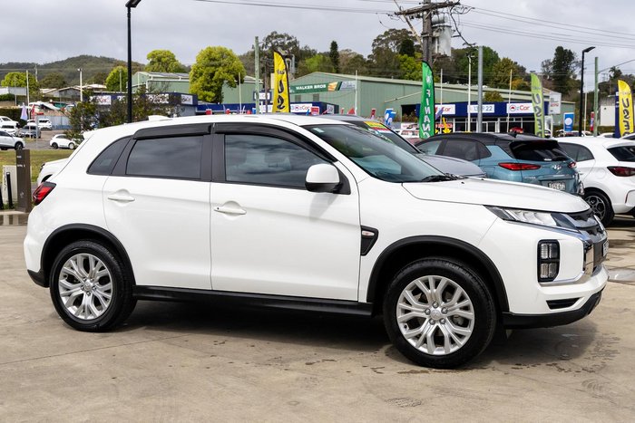 2022 Mitsubishi ASX ES