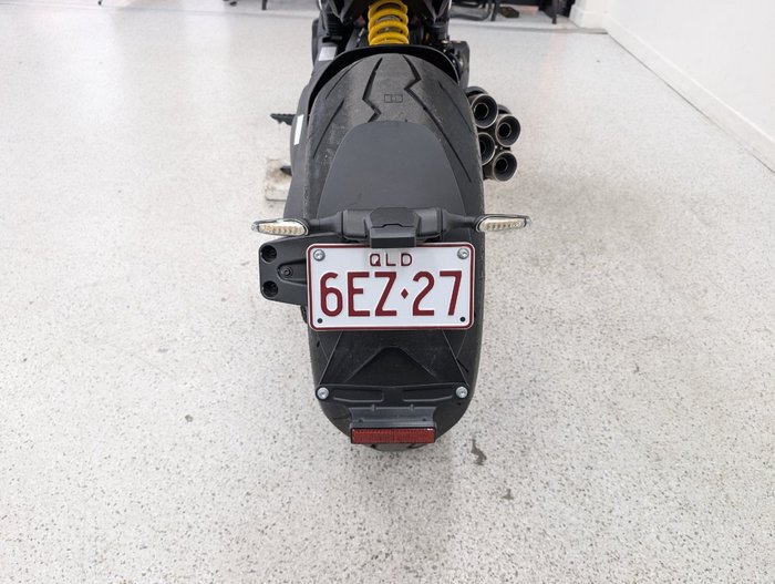 2023 DUCATI DIAVEL V4 Red
