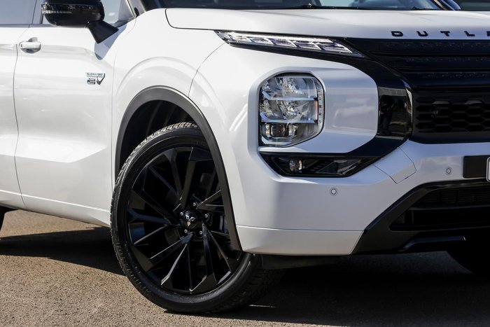 2024 Mitsubishi Outlander PHEV Exceed Tourer