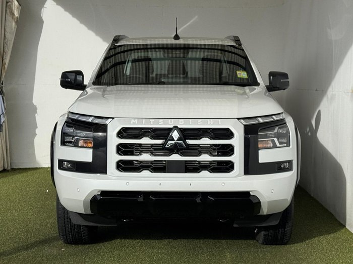 2026 Mitsubishi Triton GSR