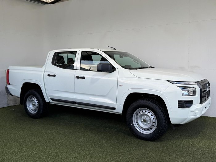 2026 Mitsubishi Triton GLX