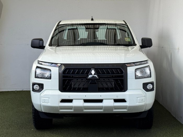 2026 Mitsubishi Triton GLX