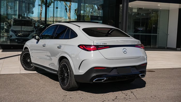 2026 Mercedes-Benz GLC-Class GLC300