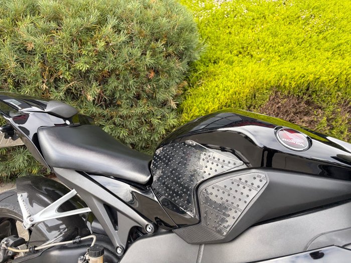 2012 Honda CBR1000RR (FIREBLADE)