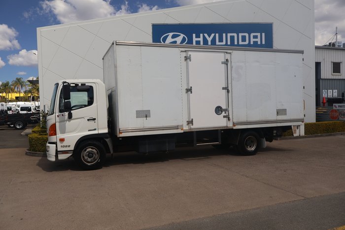 2017 HINO FC 1022