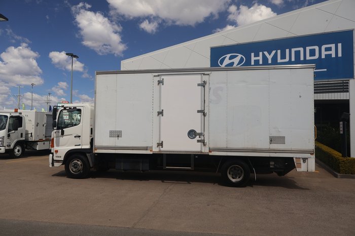 2017 HINO FC 1022