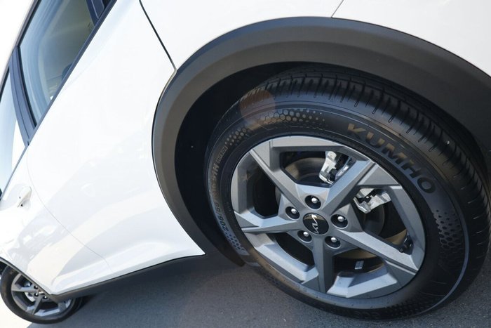 2025 Kia K4 S