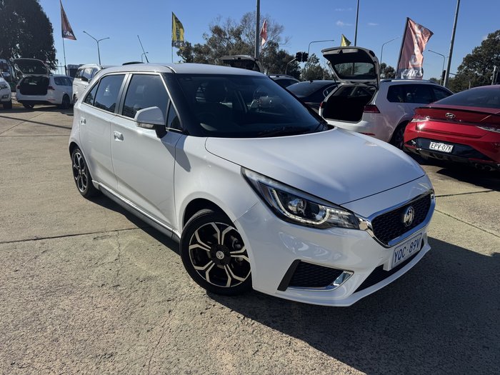 2019 MG MG3