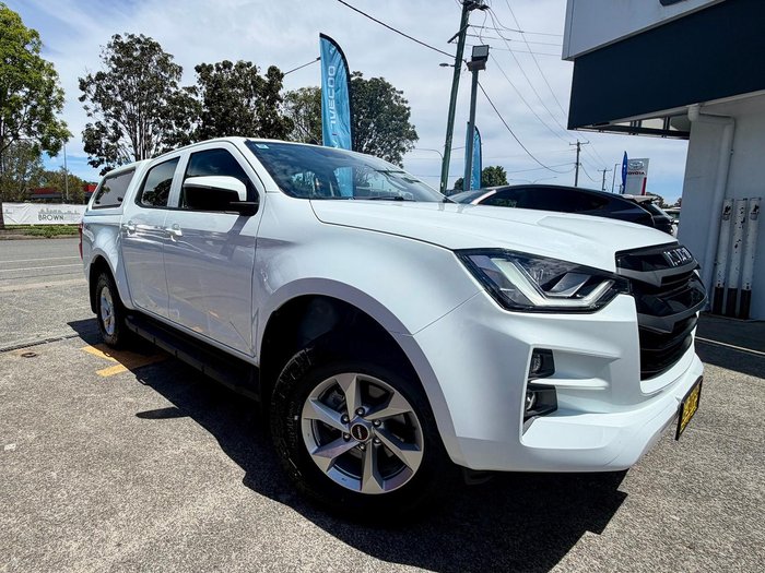 2023 Isuzu D-MAX LS-M