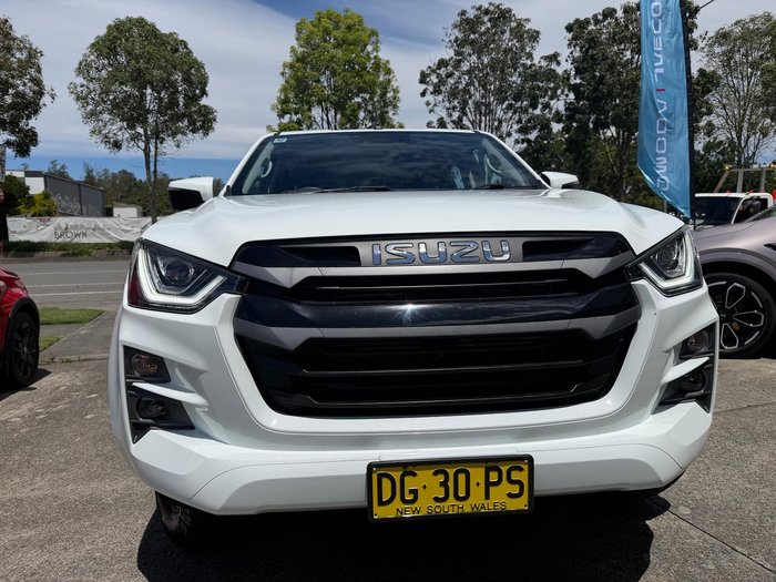 2023 Isuzu D-MAX LS-M