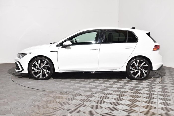 2022 Volkswagen Golf 110TSI R-Line