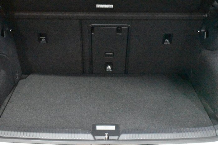 2022 Volkswagen Golf 110TSI R-Line