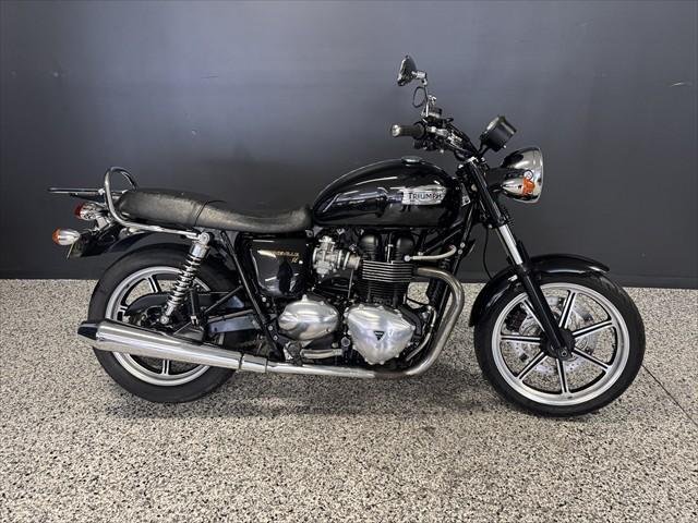 2011 Triumph Bonneville SE