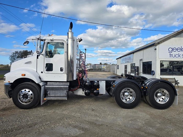 2015 Kenworth T300 Series T359A