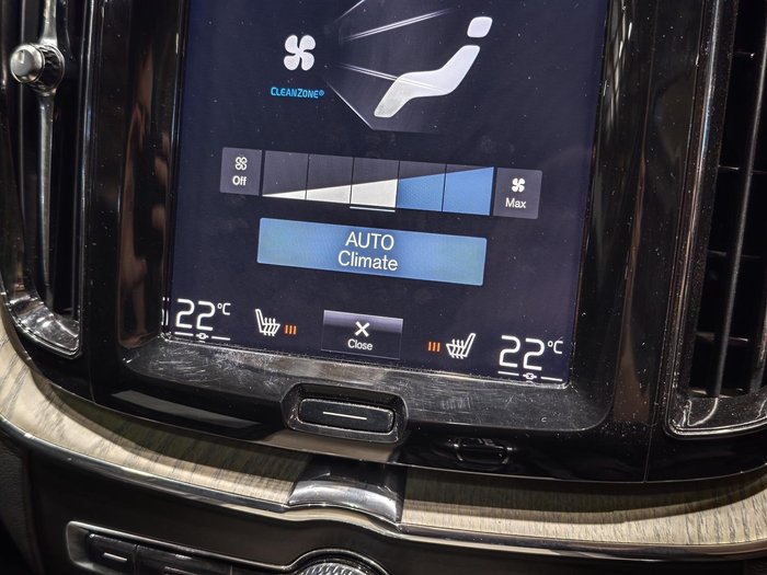 2019 Volvo XC60 T5 Inscription