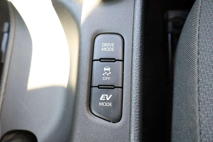 2025 Toyota Yaris Ascent Sport Hybrid