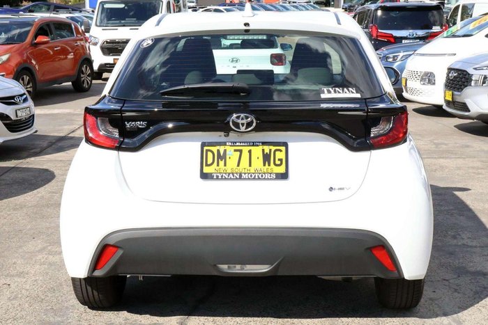 2025 Toyota Yaris Ascent Sport Hybrid