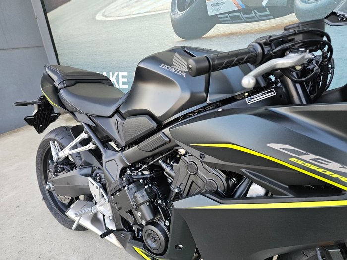 2026 Honda CBR650RAC Black
